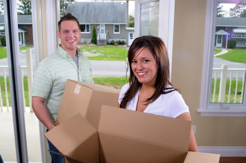 Residential moving help for Hammersmith flats and apartments