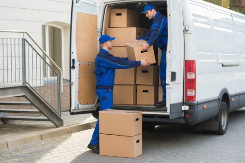 Moving truck service in Hammersmith for residential and business relocations