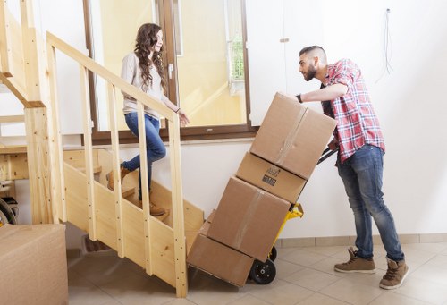 Residential moving help for flats and houses in Hammersmith